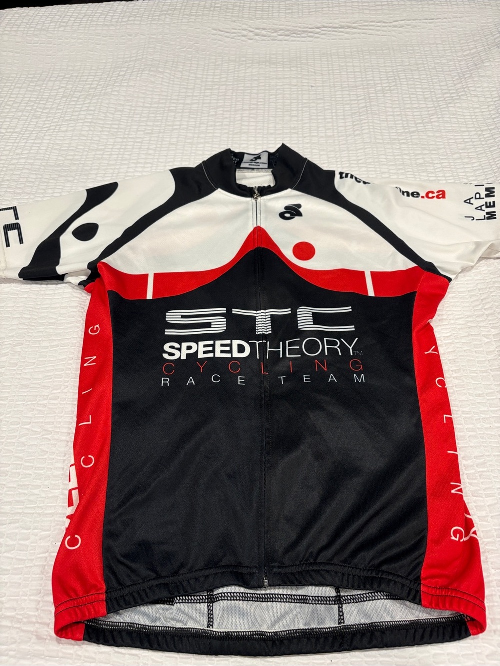 Cycling Jersey Ladies Red & Black
Size M